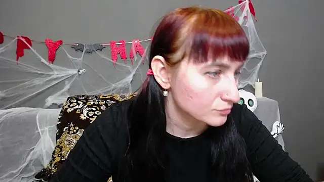 NinaFlawlees online show from 22, 10, 2025