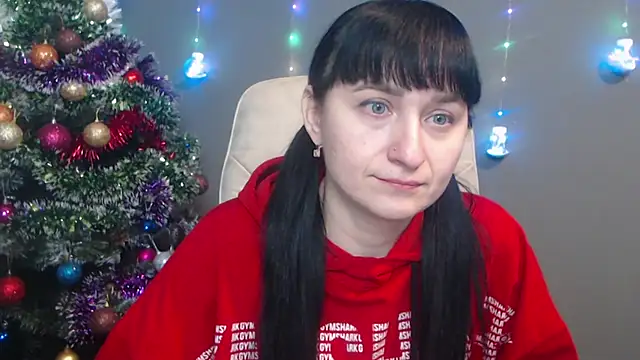 NinaFlawlees online show from 5, 12, 2025