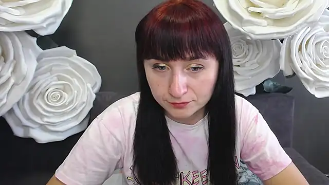 NinaFlawlees online show from 20, 9, 2025