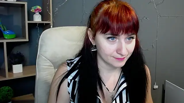 NinaFlawlees online show from 17, 11, 2025