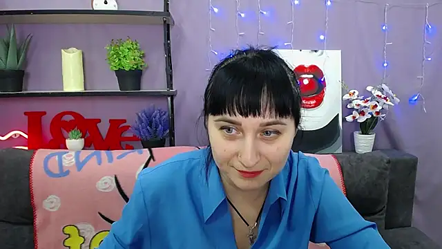 NinaFlawlees online show from 11, 3, 2025