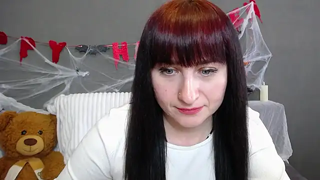 NinaFlawlees online show from 18, 10, 2025