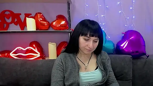 NinaFlawlees online show from 1, 3, 2025