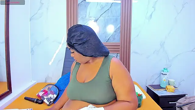 Snapshot of HannyMansonh chatting on 22, 10, 2025 HannyMansonh online show from 22, 10, 2025