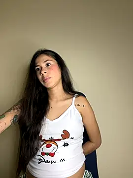 Snapshot of alia_bashar chatting on 11, 11, 2025 alia bashar online show from 11, 11, 2025