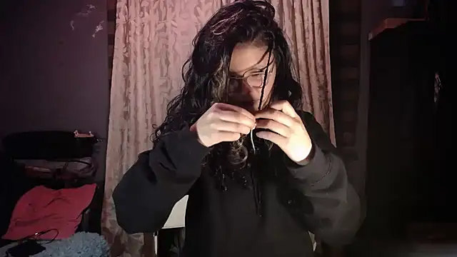 Hathorlove online show from 5, 3, 2026