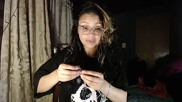 Hathorlove online show from 3, 11, 2025