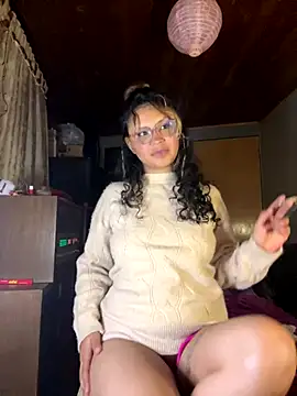 Hathorlove online show from 7, 10, 2025