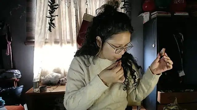 Hathorlove online show from 20, 12, 2025