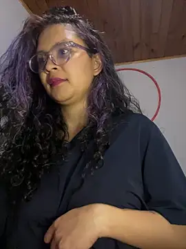 Hathorlove online show from 7, 3, 2025