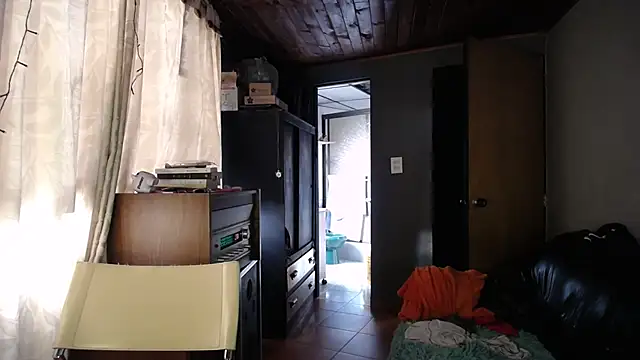 Hathorlove online show from 26, 10, 2025