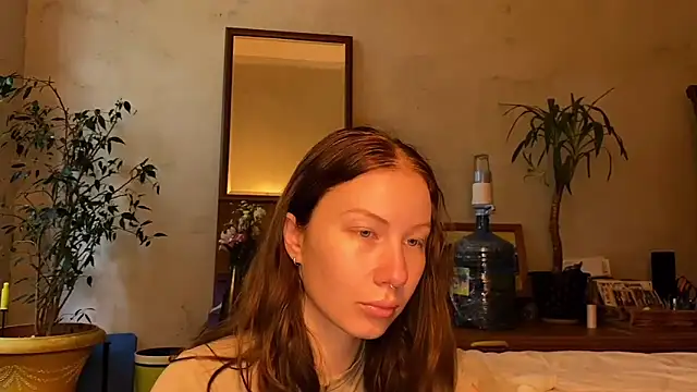 elfess online show from 4, 10, 2025