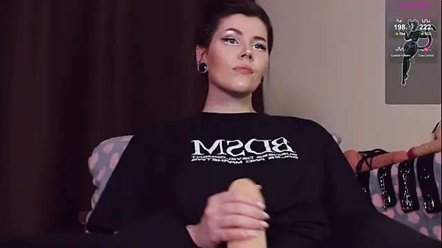 Snapshot of Luna_Blake chatting on 9, 2, 2025 Luna Blake online show from 9, 2, 2025