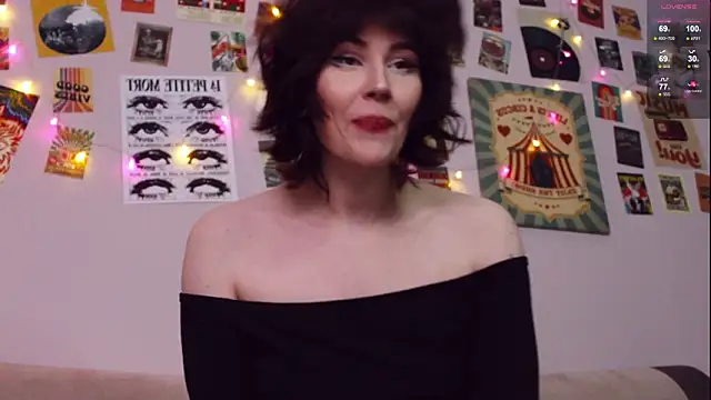 Luna Blake online show from 18, 3, 2026