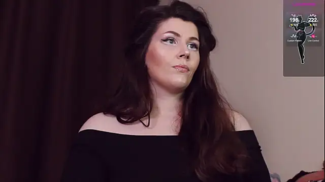 Snapshot of Luna_Blake chatting on 1, 2, 2025 Luna Blake online show from 1, 2, 2025