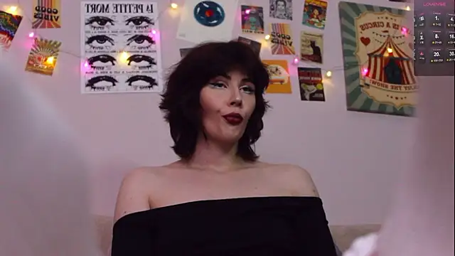 Luna Blake online show from 25, 3, 2026