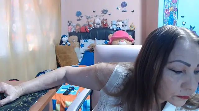 Snapshot of milfeddy_ chatting on 10, 7, 2026 milfeddy online show from 10, 7, 2026