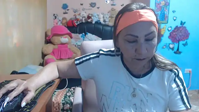 milfeddy  online show from 30, 4, 2026