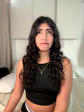 Gaby zahir  online show from 6, 10, 2025