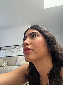 Gaby zahir  online show from 10, 11, 2025