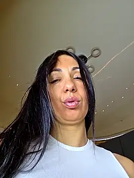 LeticiaWoods online show from 13, 2, 2026