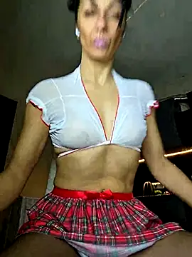 LeticiaWoods online show from 8, 11, 2025