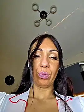 LeticiaWoods online show from 5, 11, 2025