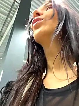 LeticiaWoods online show from 14, 12, 2025