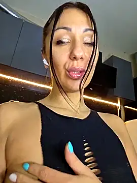 LeticiaWoods online show from 2, 12, 2025