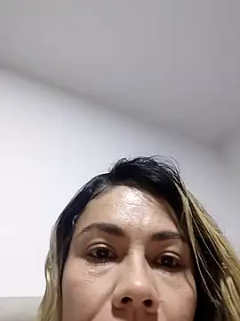 Snapshot of JennyRouse01 chatting on 15, 12, 2025 JennyRouse01 online show from 15, 12, 2025