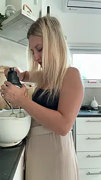 MileySummer online show from 7, 10, 2025