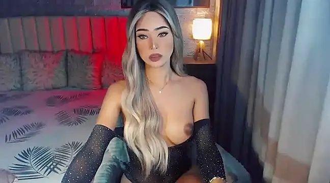 Snapshot of Miss_Amandaversace chatting on 27, 1, 2025 Miss Amandaversace online show from 27, 1, 2025