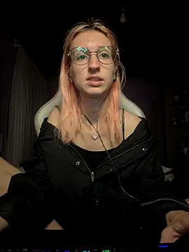 bunnydark00 online show from 6, 10, 2025