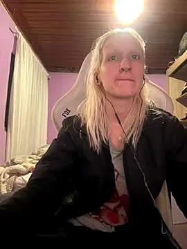 bunnydark00 online show from 8, 11, 2025