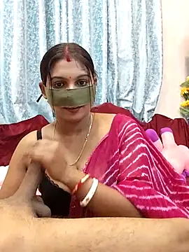 Queen Dolly online show from 25, 2, 2025