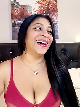 Lashmy111 online show from 4, 12, 2025