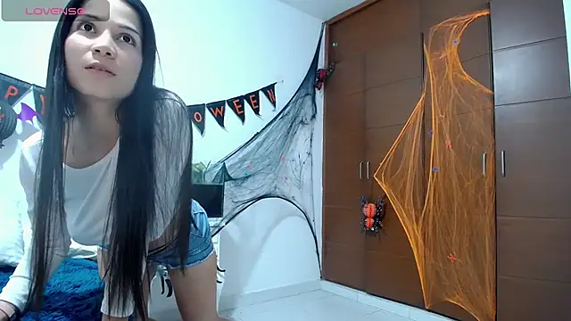 kimberlyshantal online show from 17, 10, 2025