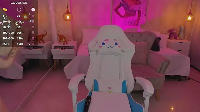 LITTLE-VIVI online show from 8, 3, 2025