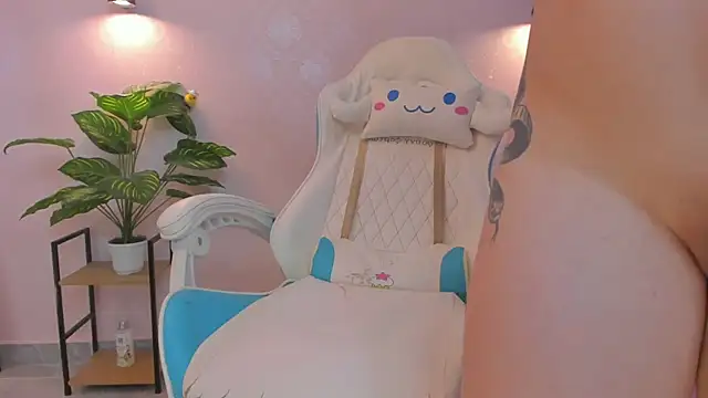 LITTLE-VIVI online show from 7, 6, 2026