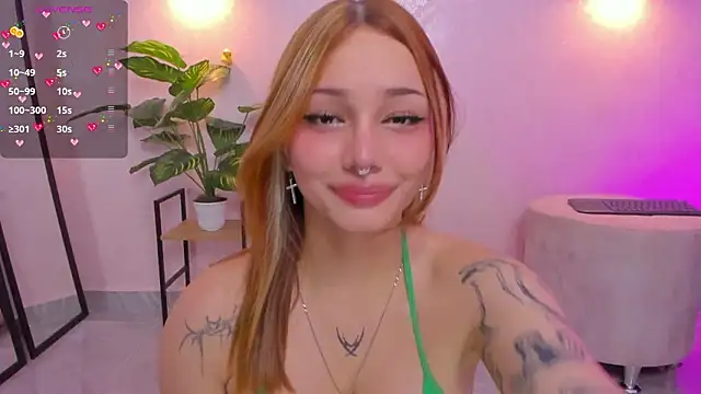 Snapshot of LITTLE-VIVI chatting on 3, 3, 2026 LITTLE-VIVI online show from 3, 3, 2026