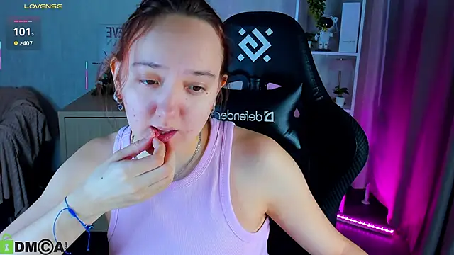 Fera1 Berry online show from 14, 11, 2025