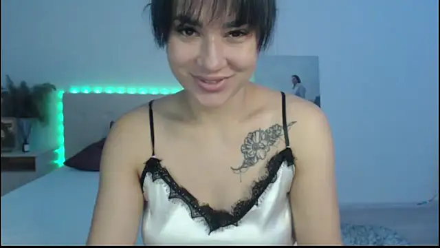 RoxannePure online show from 23, 9, 2025