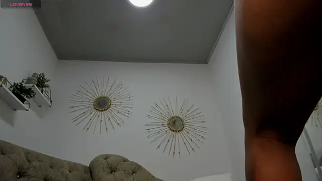 Naughty  Mom online show from 14, 3, 2025