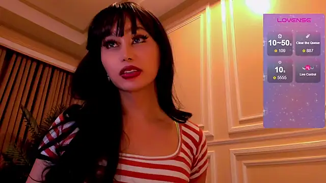 YOURCRISTINAS online show from 5, 3, 2026