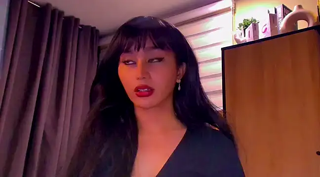 YOURCRISTINAS online show from 11, 3, 2025