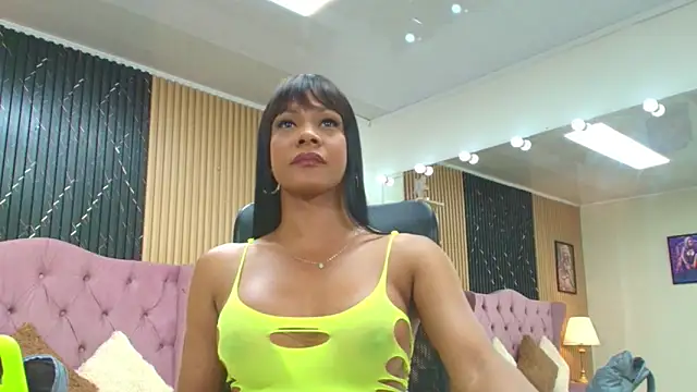 Snapshot of BARBIE_BROWNN chatting on 12, 11, 2025 BARBIE BROWNN online show from 12, 11, 2025