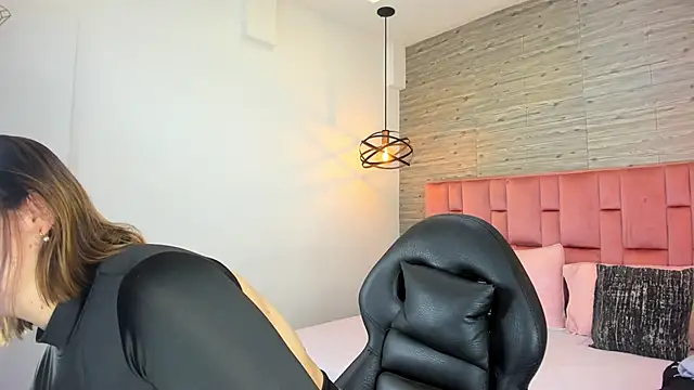 SarahDeyvis online show from 19, 9, 2025