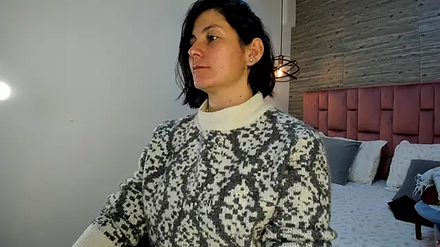 SarahDeyvis online show from 17, 3, 2025