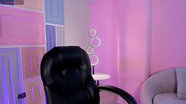 EveBensonX online show from 26, 2, 2026