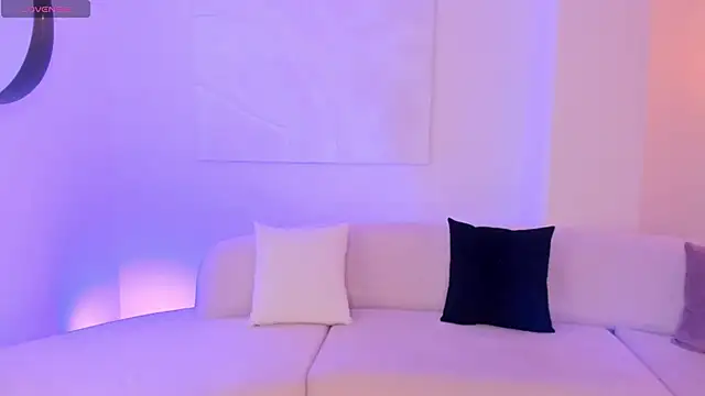 EveBensonX online show from 16, 3, 2025